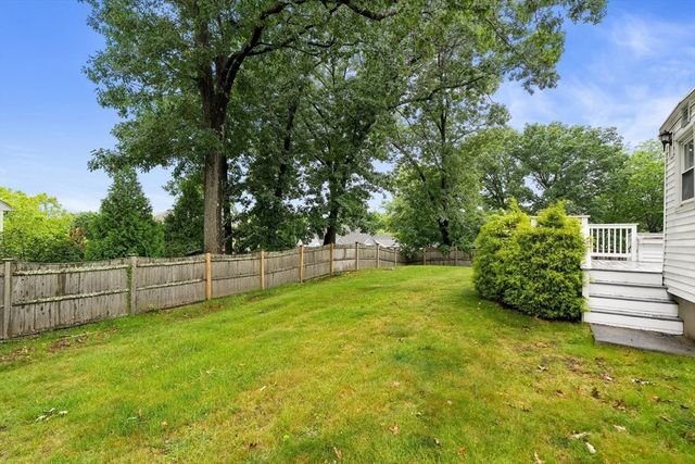 19 Cunningham Cir, Waltham, MA 02453