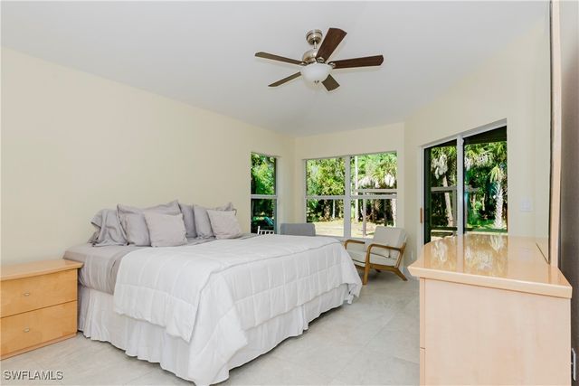 4993 18th AVE SE, Naples, FL 34117