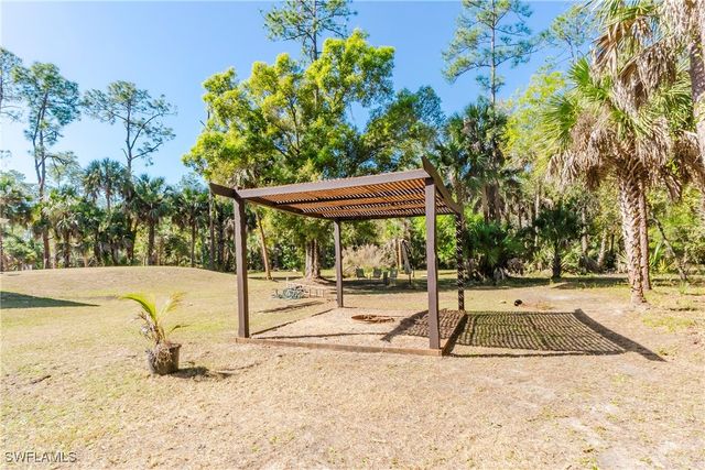 4993 18th AVE SE, Naples, FL 34117