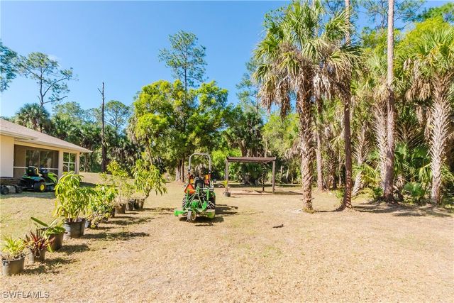 4993 18th AVE SE, Naples, FL 34117