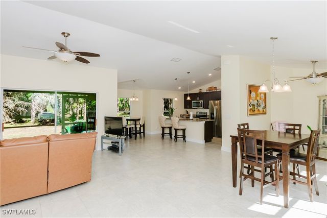 4993 18th AVE SE, Naples, FL 34117