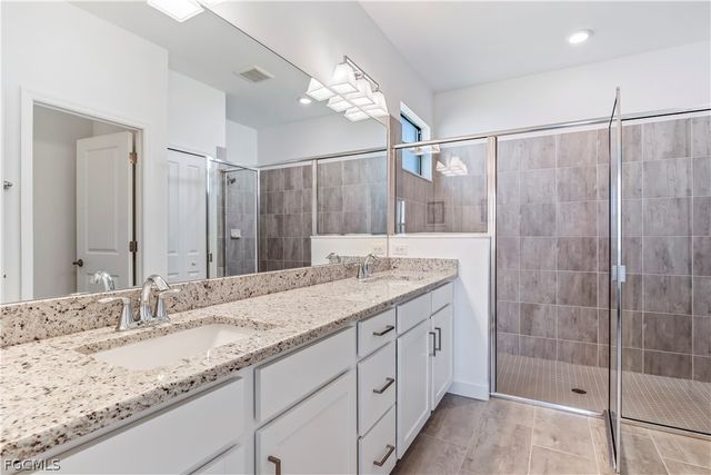 13821 Pine Lodge LN, Fort Myers, FL 33913