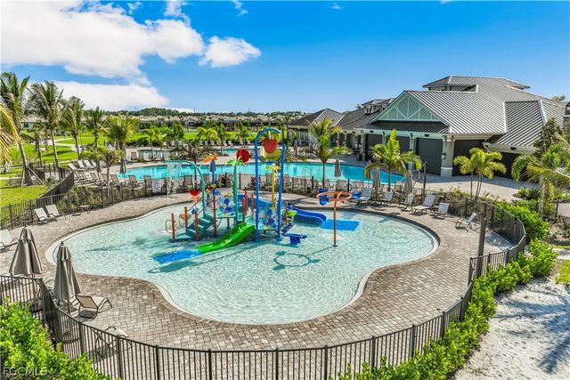 13821 Pine Lodge LN, Fort Myers, FL 33913