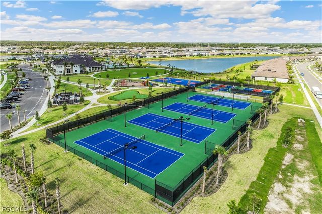 13821 Pine Lodge LN, Fort Myers, FL 33913