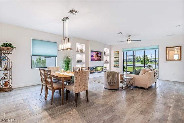 13821 Pine Lodge LN, Fort Myers, FL 33913