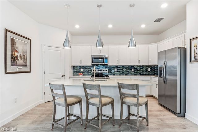 13821 Pine Lodge LN, Fort Myers, FL 33913