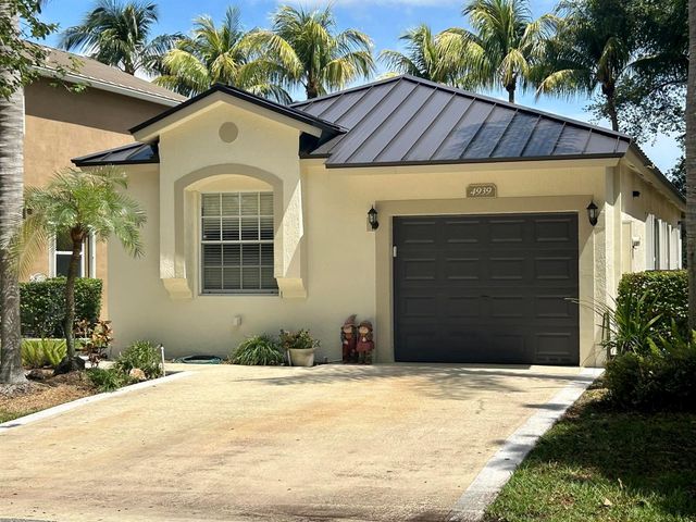 4939 Pelican Street, Coconut Creek, FL 33073