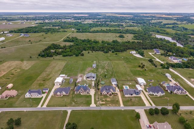 2181 Bledsoe Road, Gunter, TX 75058