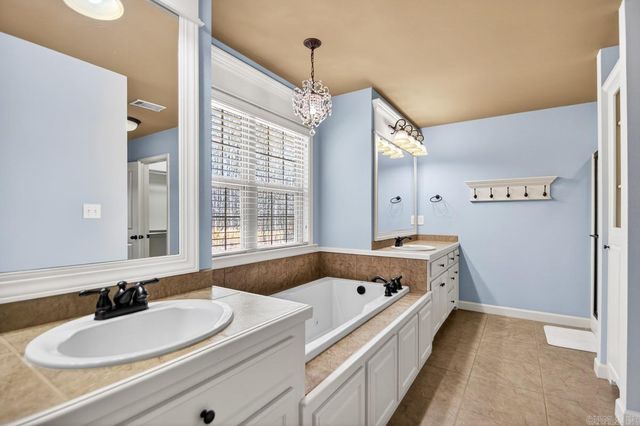 3106 Briarstone, Benton, AR 72015