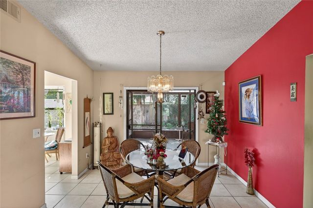 1875 5th Street, Vero Beach, FL 32962