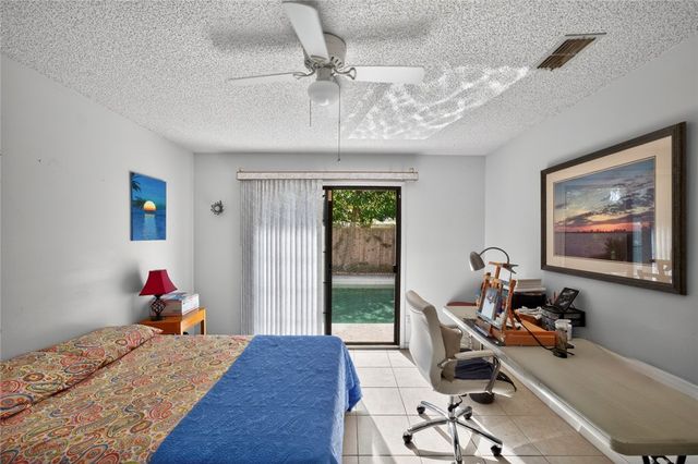 1875 5th Street, Vero Beach, FL 32962