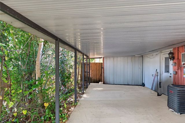 1875 5th Street, Vero Beach, FL 32962