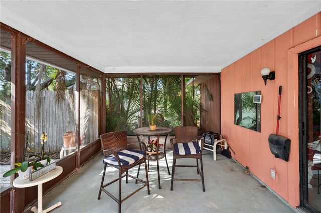 1875 5th Street, Vero Beach, FL 32962