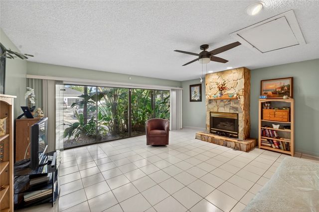 1875 5th Street, Vero Beach, FL 32962