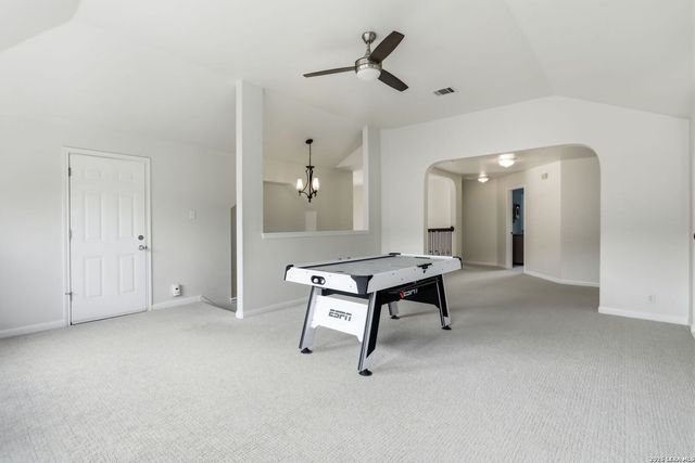 106 Blue Thorn Trl, San Antonio, TX 78256