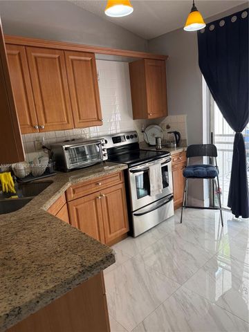 7101 W 24th Avenue 14, Hialeah, FL 33016