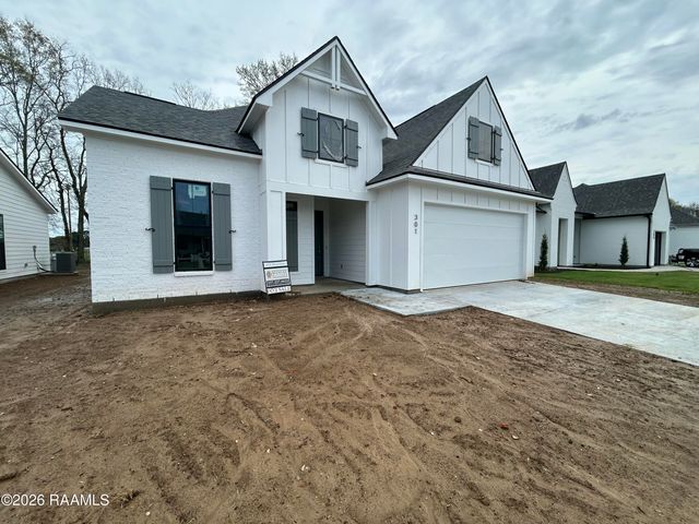 301 Grand Oak Drive, Broussard, LA 70518