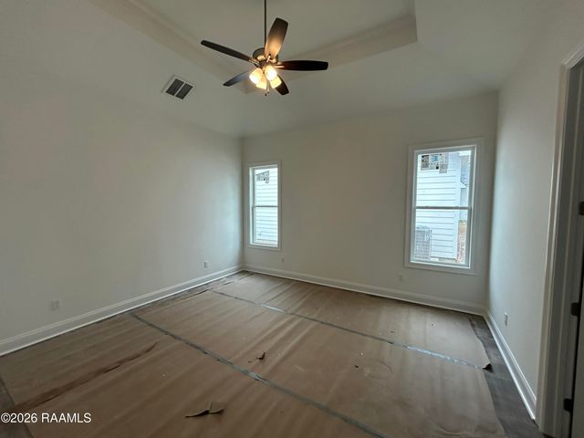 301 Grand Oak Drive, Broussard, LA 70518