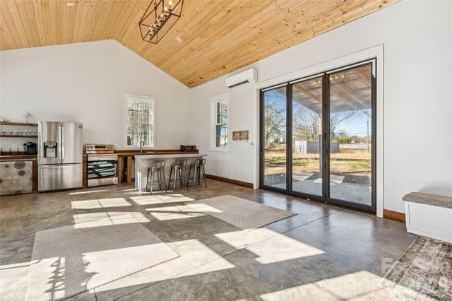 10799 Poplar Tent Road, Huntersville, NC 28078