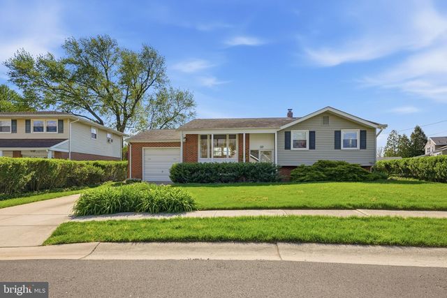 117 LARKSPUR DR, Newark, DE 19711