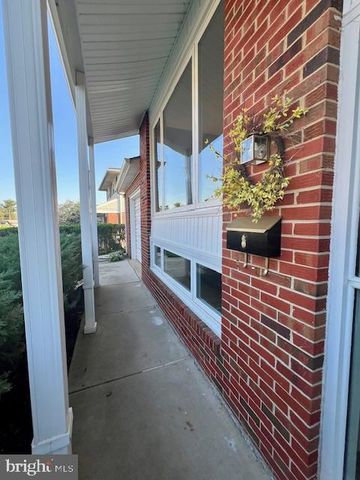 117 LARKSPUR DR, Newark, DE 19711