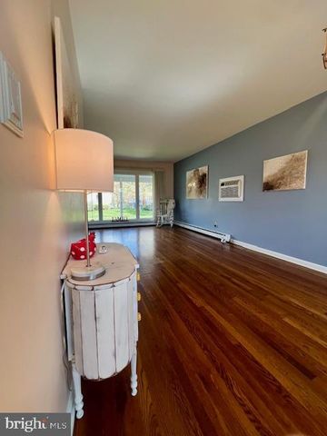 117 LARKSPUR DR, Newark, DE 19711