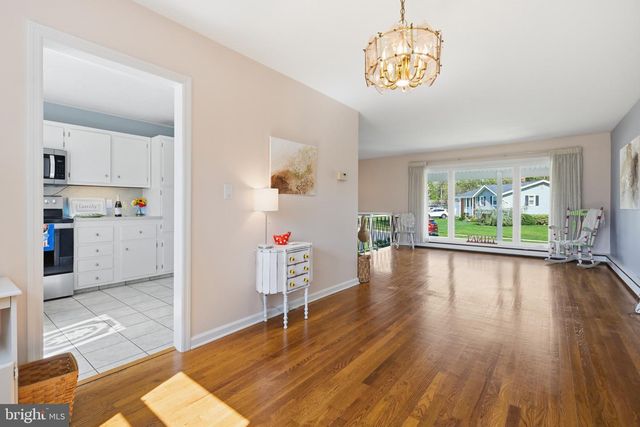 117 LARKSPUR DR, Newark, DE 19711