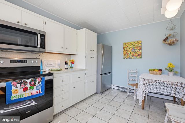 117 LARKSPUR DR, Newark, DE 19711