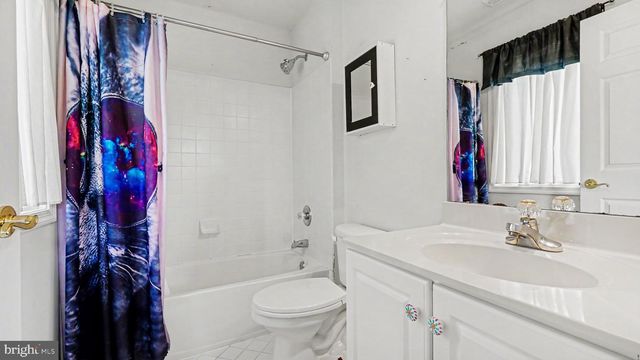 505 SPRINGVIEW LN, Phoenixville, PA 19460