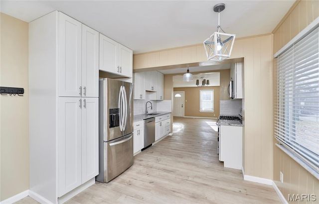 8257 Watson Road, Webster Groves, MO 63119