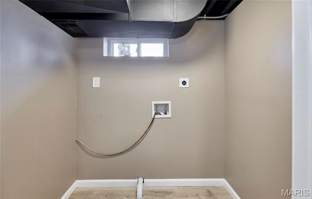 8257 Watson Road, Webster Groves, MO 63119