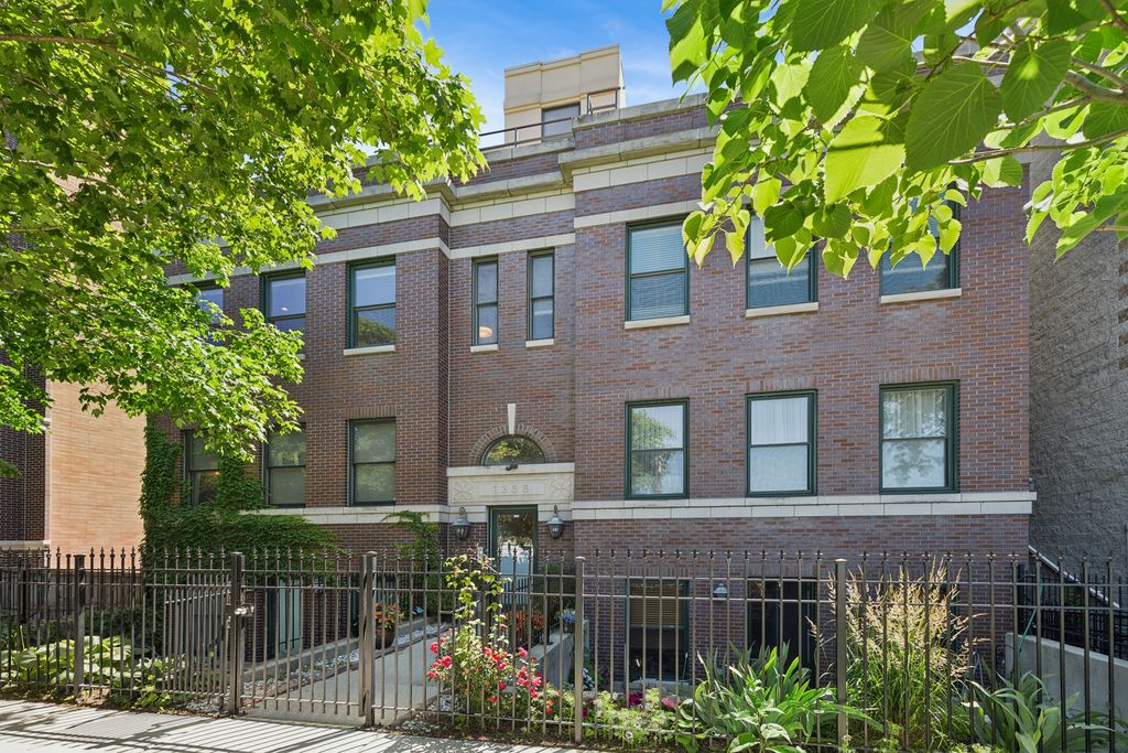 1355 N Mohawk Street 3N, Chicago, IL 60610 — exterior