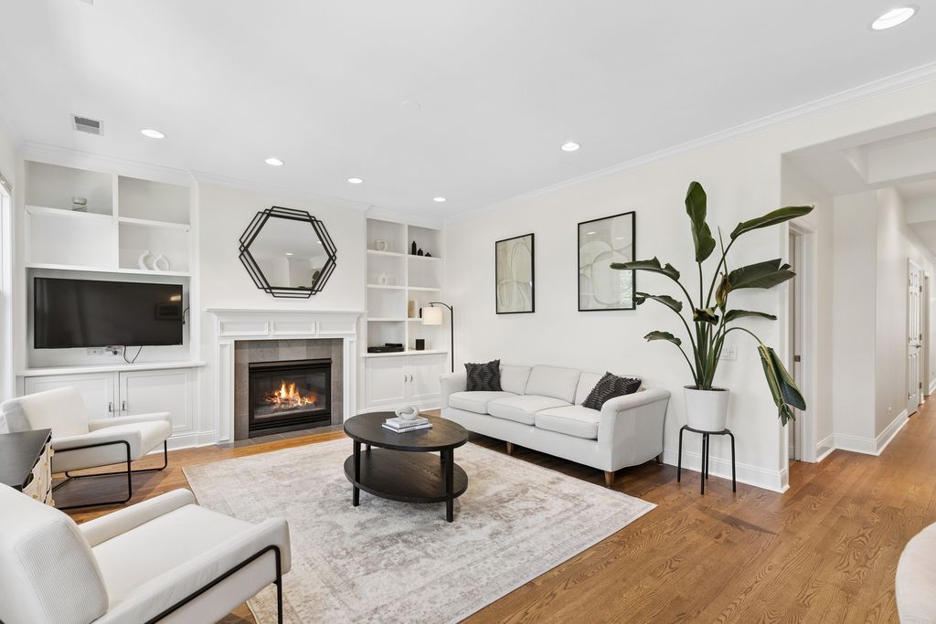 1355 N Mohawk Street 3N, Chicago, IL 60610 — photo 4