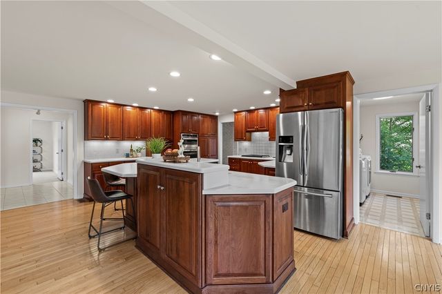 50 Framingham Lane, Pittsford, NY 14534
