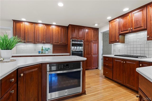 50 Framingham Lane, Pittsford, NY 14534