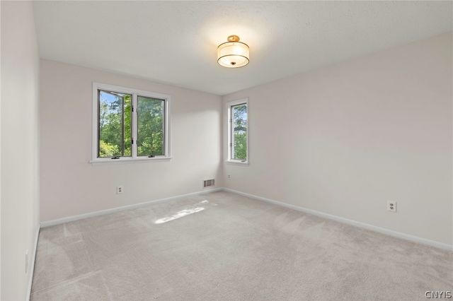 50 Framingham Lane, Pittsford, NY 14534