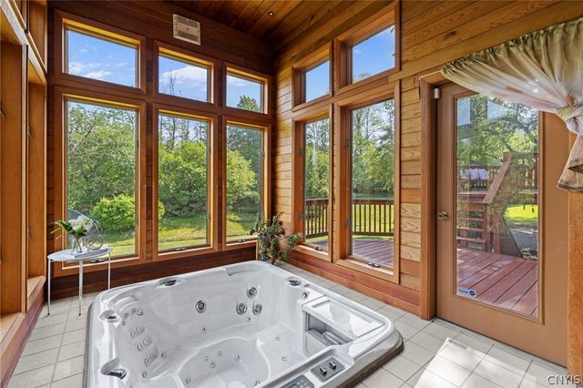 50 Framingham Lane, Pittsford, NY 14534