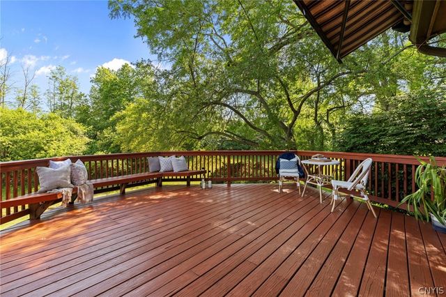 50 Framingham Lane, Pittsford, NY 14534