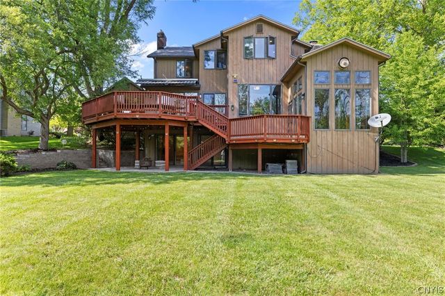 50 Framingham Lane, Pittsford, NY 14534