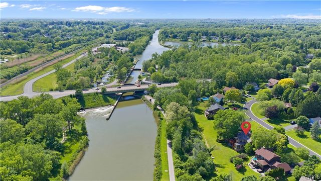 50 Framingham Lane, Pittsford, NY 14534