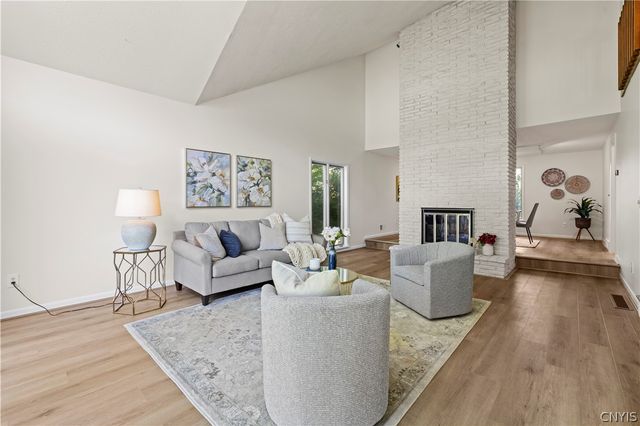 50 Framingham Lane, Pittsford, NY 14534