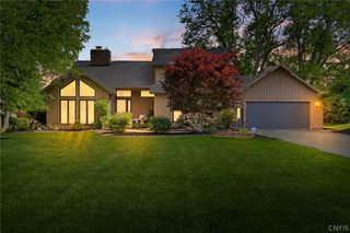 50 Framingham Lane, Pittsford, NY 14534