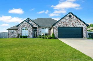 1419 Hickory Hills Drive, Fort Gibson, OK 74434