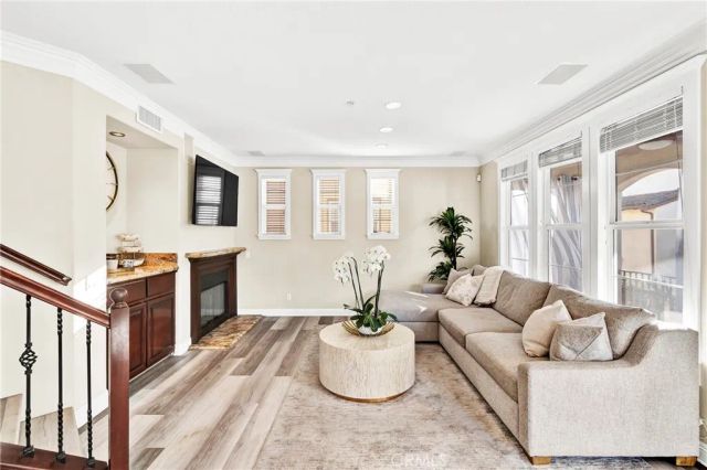 347 Tall Oak, Irvine, CA 92603