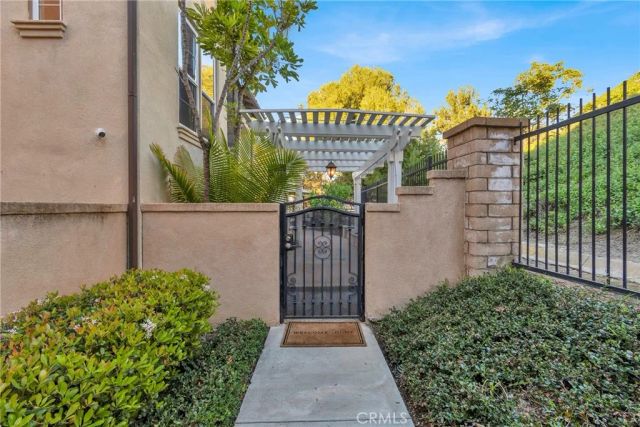 347 Tall Oak, Irvine, CA 92603