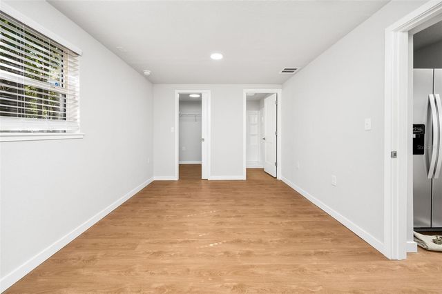 1017 SE 9 AVENUE, Gainesville, FL 32601