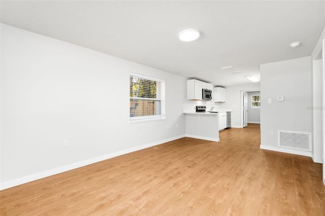 1017 SE 9 AVENUE, Gainesville, FL 32601