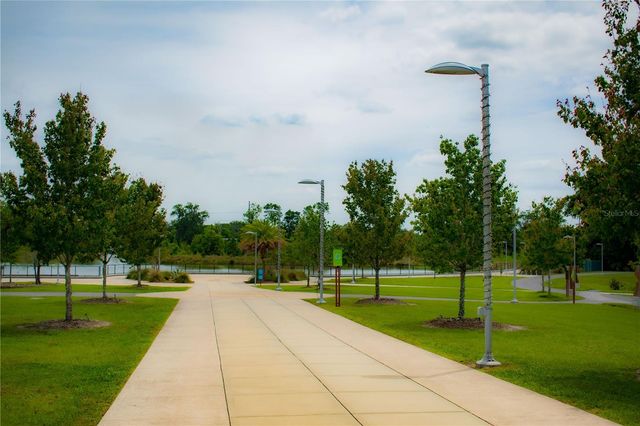 1017 SE 9 AVENUE, Gainesville, FL 32601