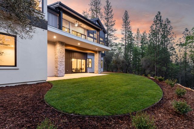 1632 The Point Rd, Meadow Vista, CA 95722