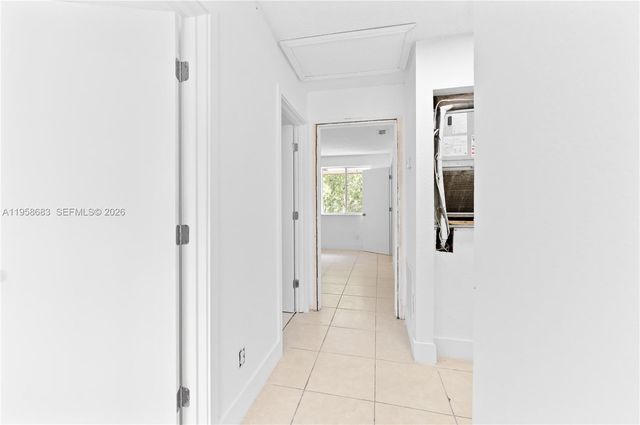 998 SW 8th Pl, Florida City, FL 33034